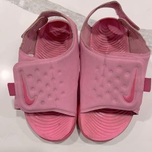 Girls Nike sandals